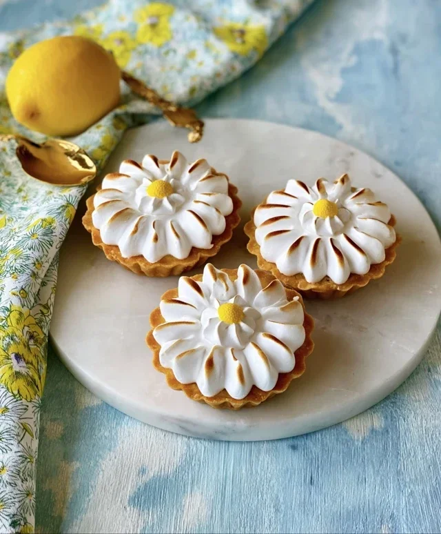 Daisy Lemon Meringue Pies